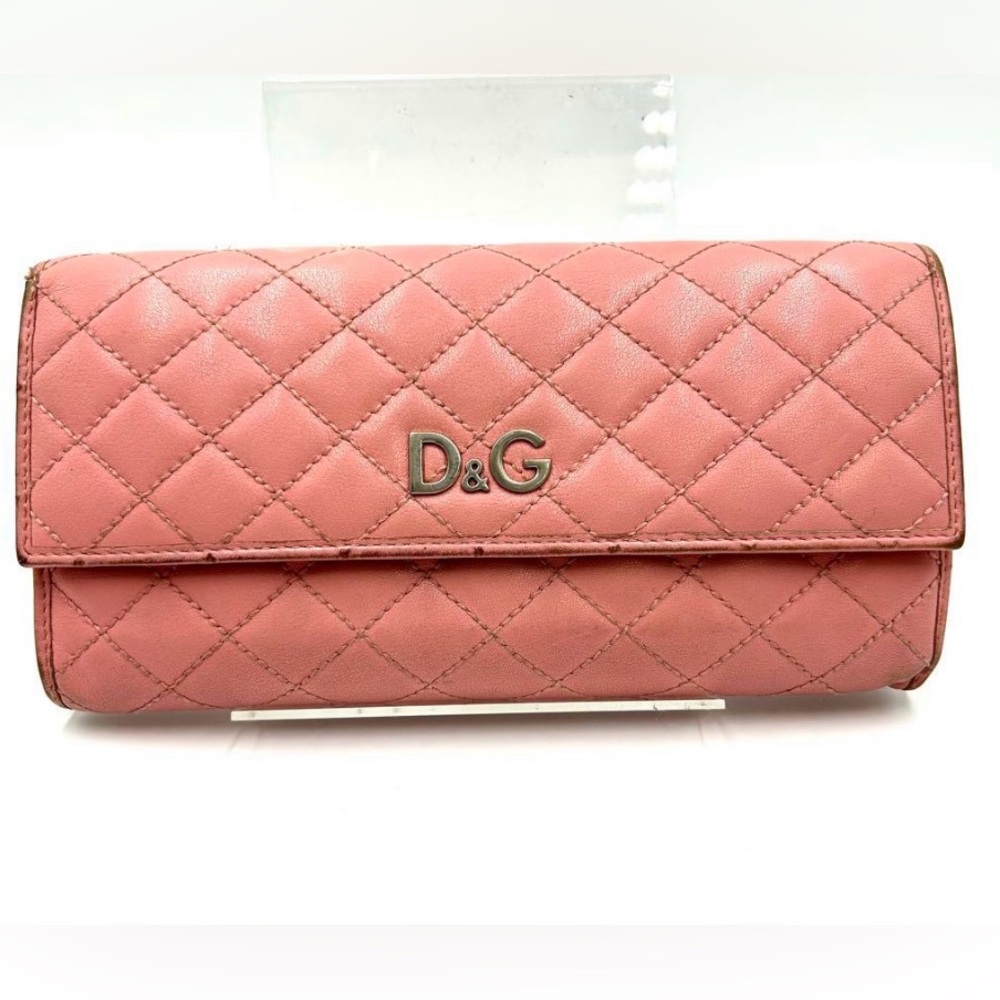EUC Dolce & Gabbana Wallet